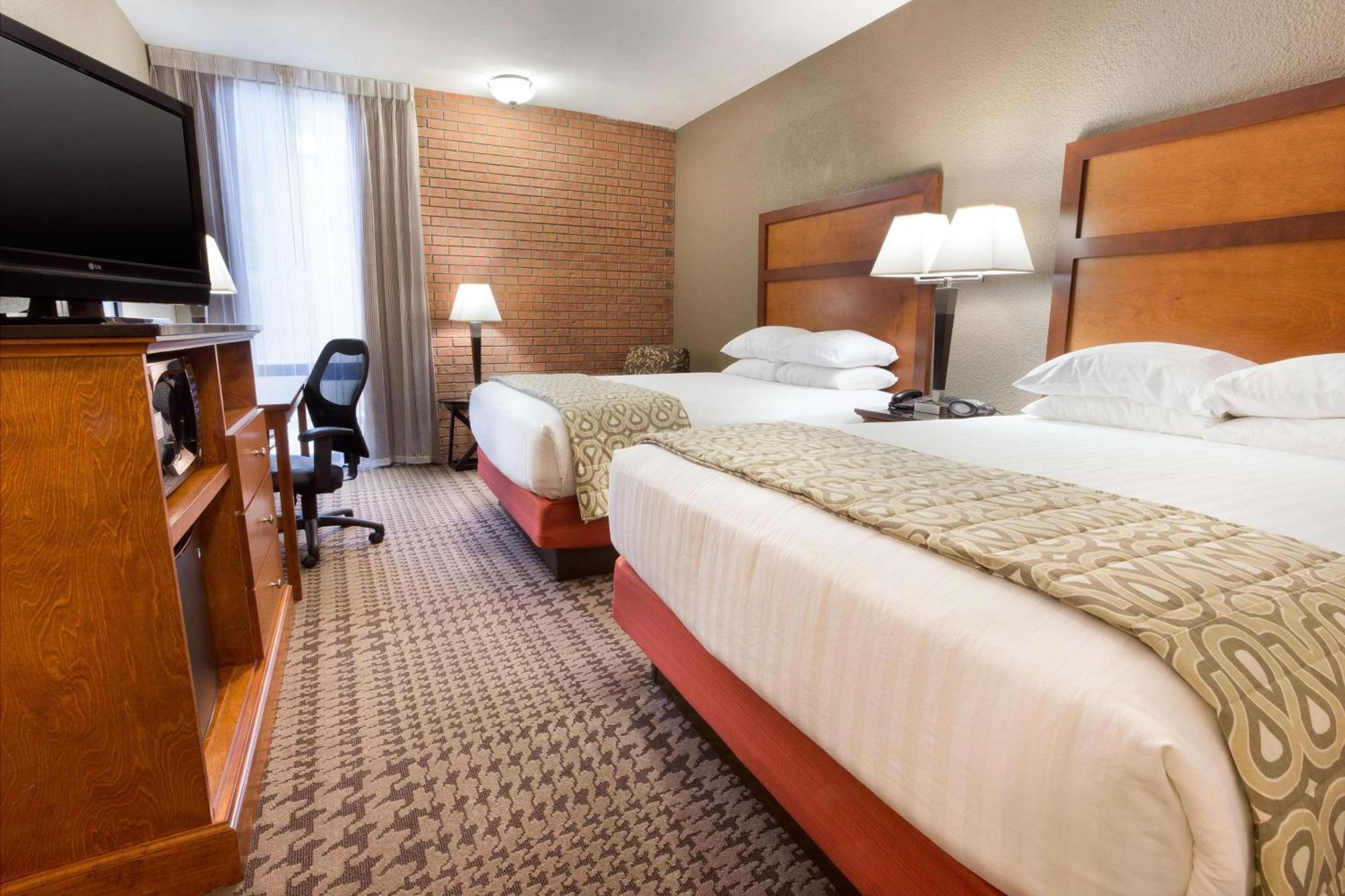 Drury Inn & Suites Jackson Mo Екстериор снимка
